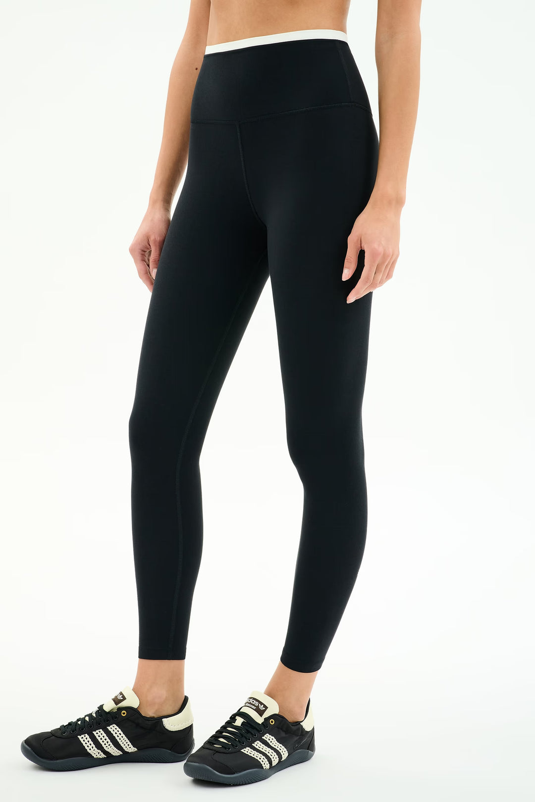Dual High Waist Airweight 7/8 - Black/White