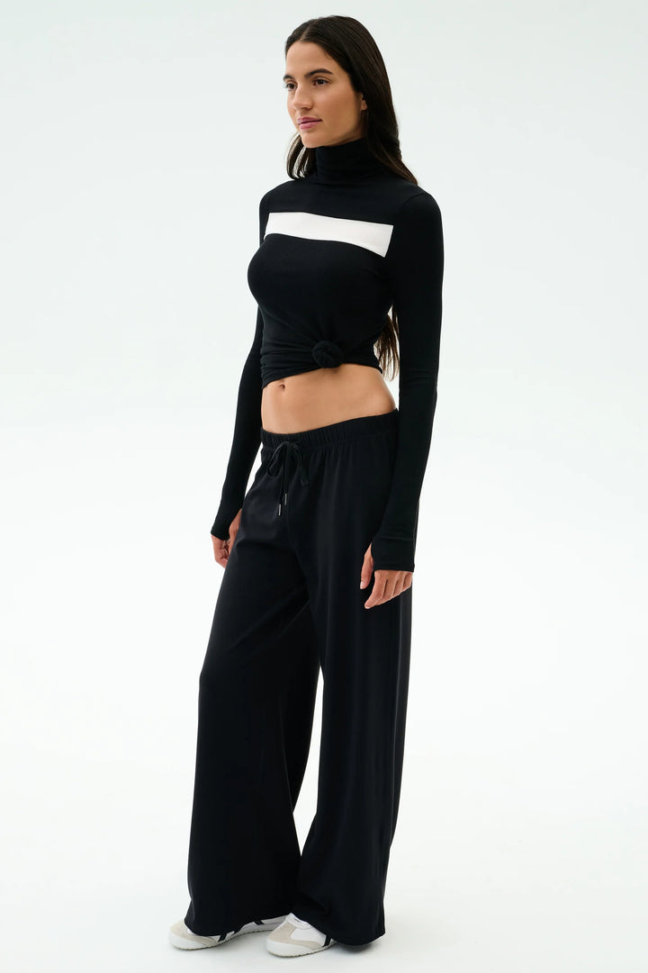 Brynn Airweight Pant - Black