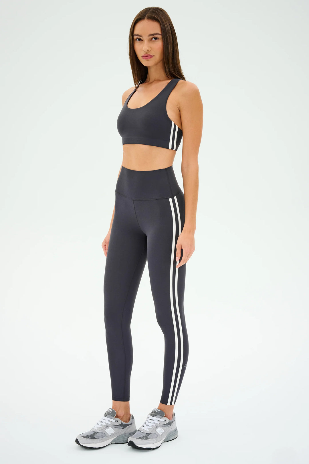 Ella High Waist Airweight 7/8 Legging - Graphite/White