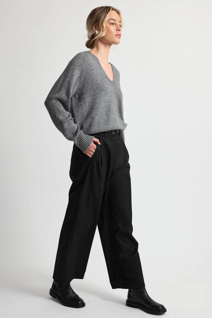 V-Neck Pullover Sweater - Grey
