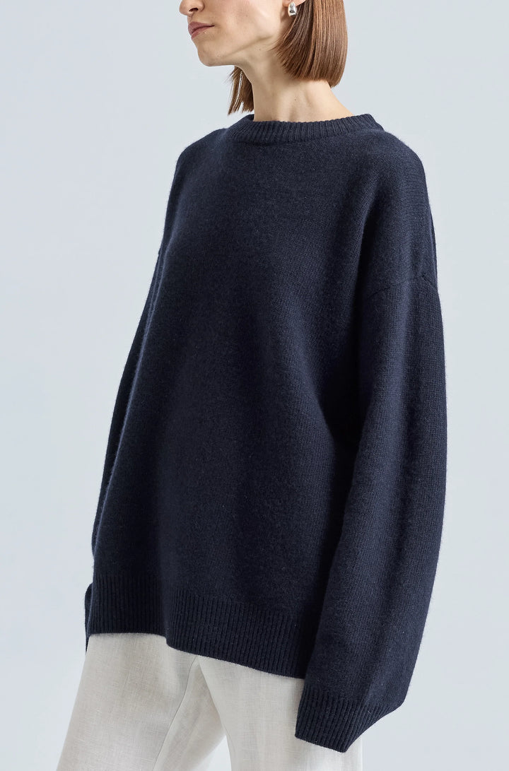 Oversized Wool Cashmere Sweater - Navy