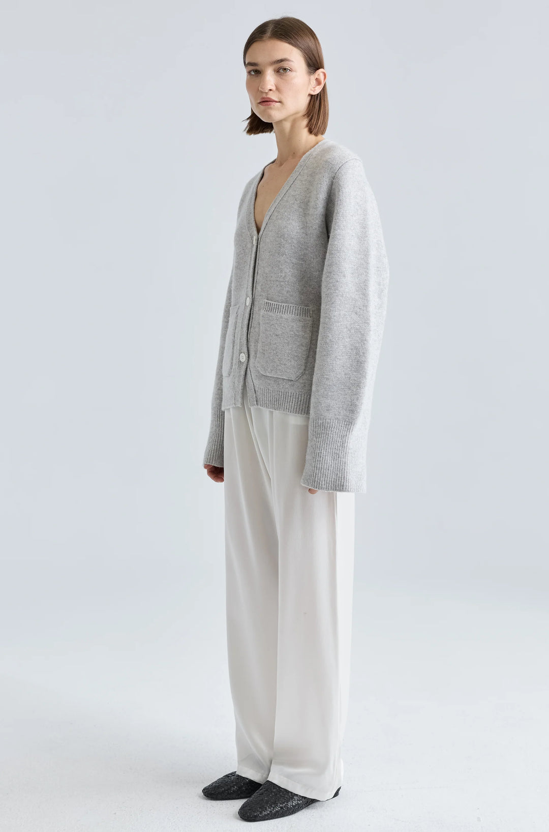V-Neck Cardigan - Light Grey