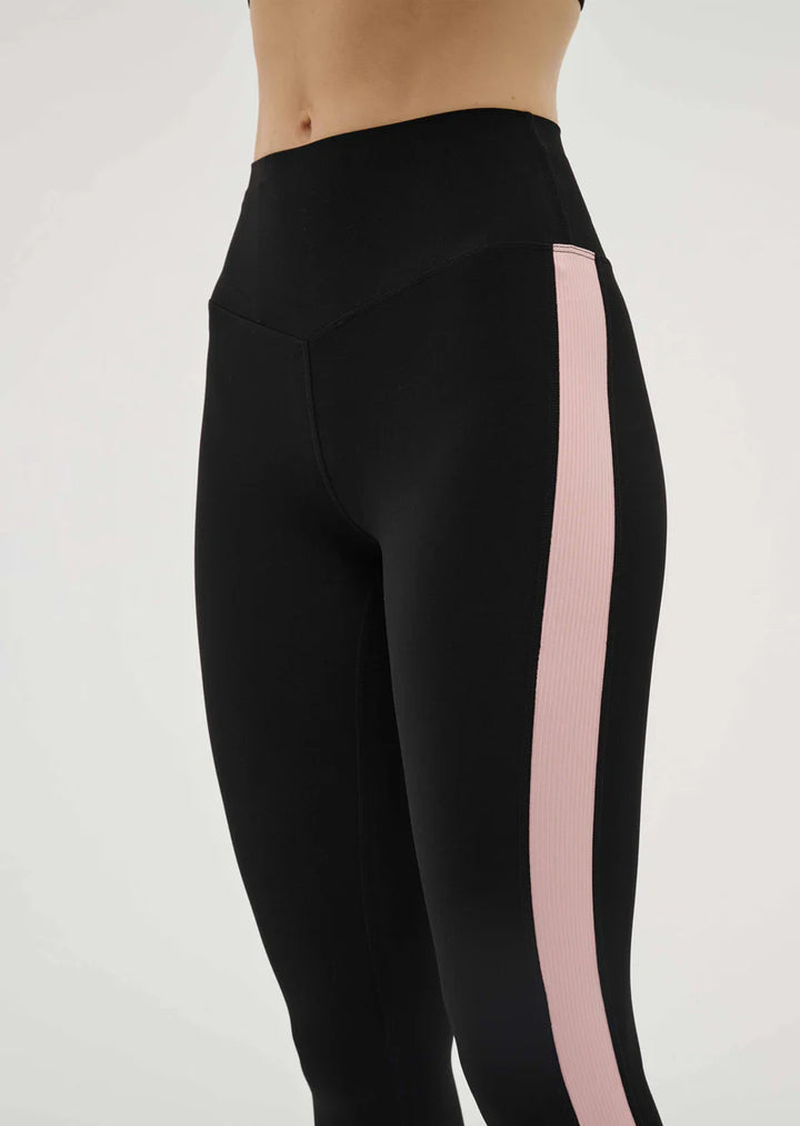 Free Play 2 Full Length Legging - Black/Crystal Rose