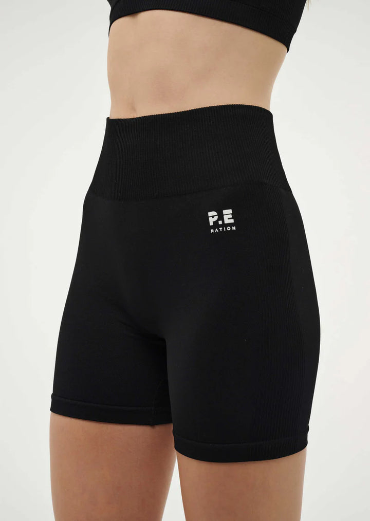 Restore Seamless 5" Bike Short - Black