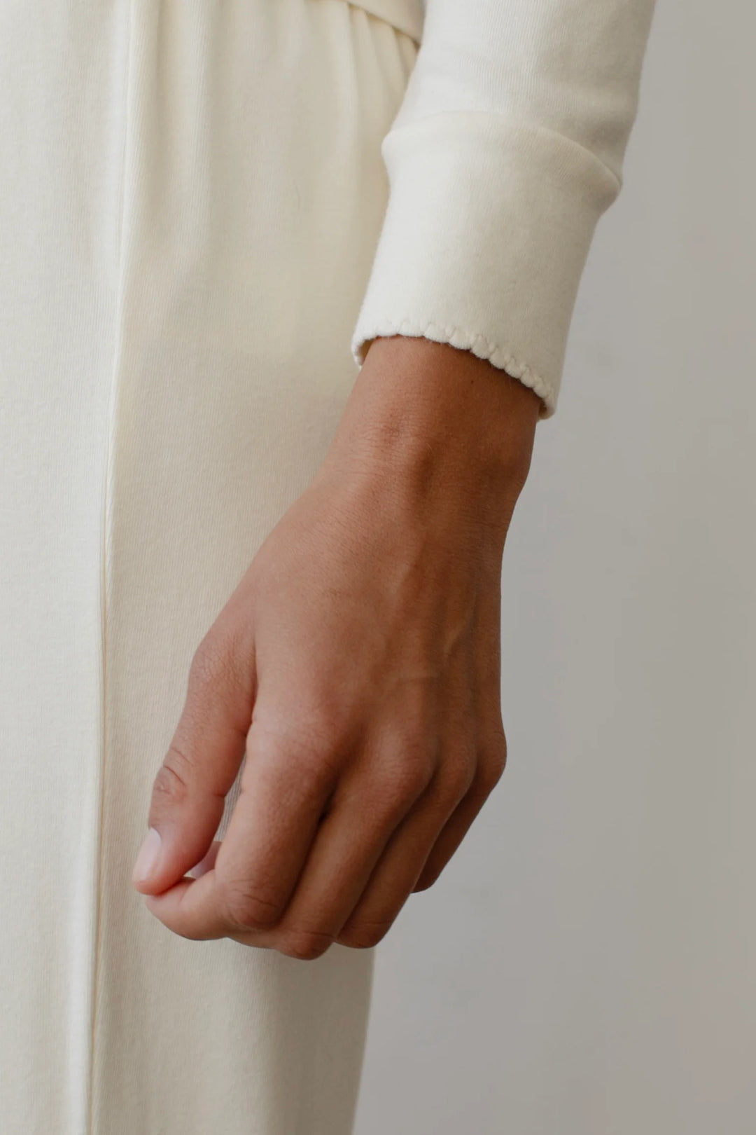 Baby Rib Scallop Long Sleeve - Creme