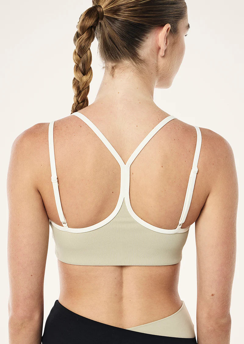 Terrace Sports Bra - Biscuit