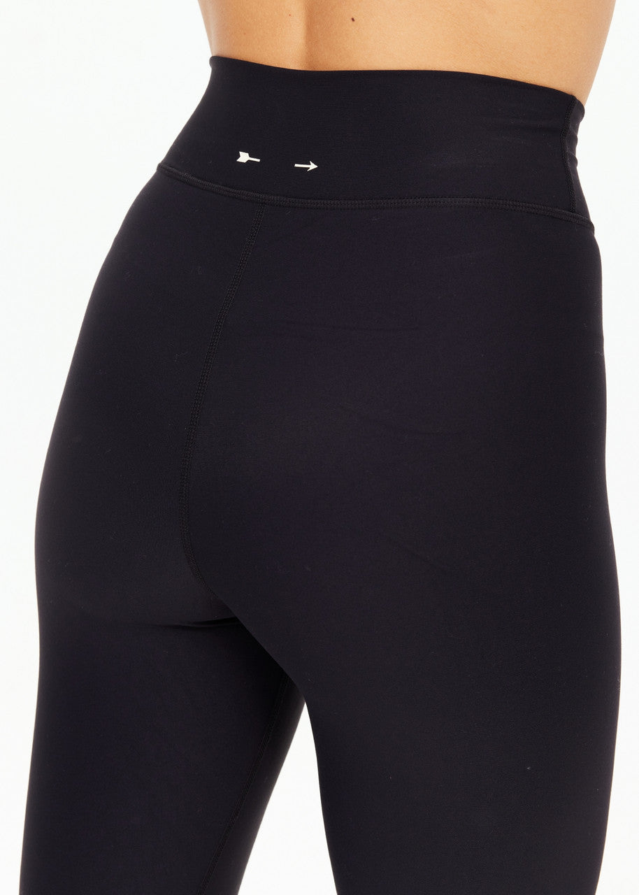 Peached 15in Power Pant - Black