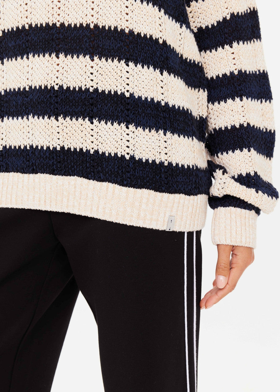 Queens Boo Knit - Stripe